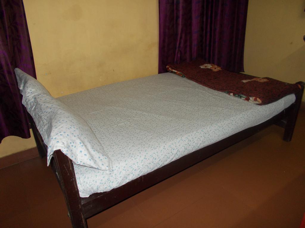 Guruvayur Bunglow Hotel Kültér fotó