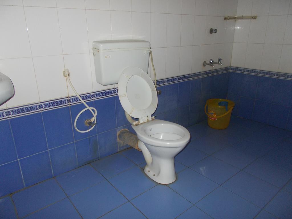 Guruvayur Bunglow Hotel Kültér fotó
