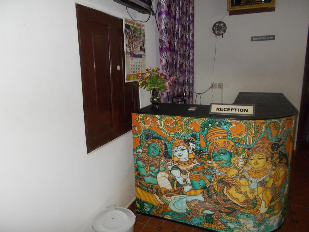 Guruvayur Bunglow Hotel Kültér fotó