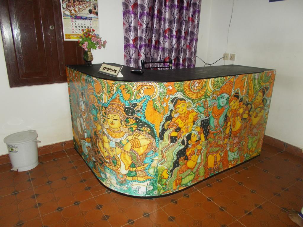 Guruvayur Bunglow Hotel Kültér fotó